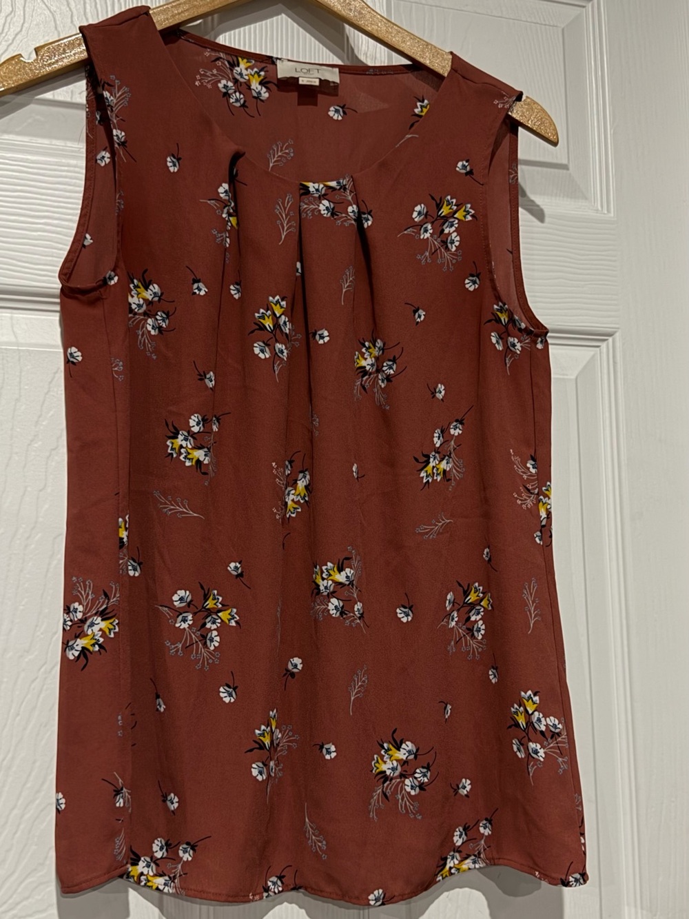 LOFT Mauve Floral Sleeveless Shirt